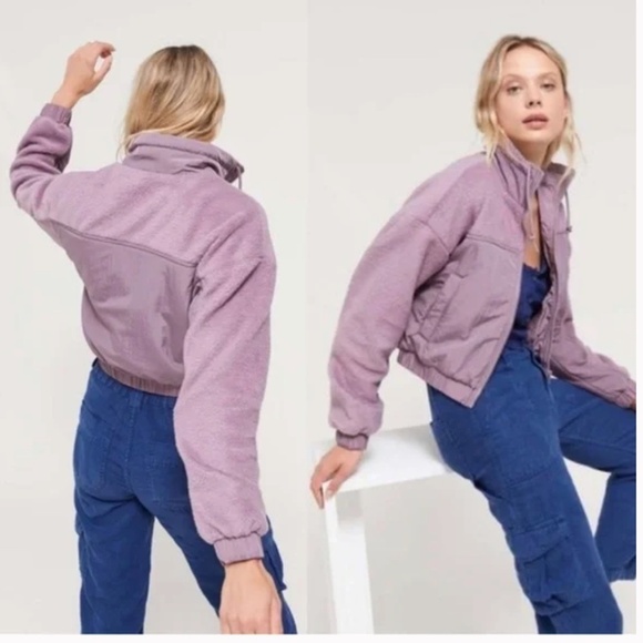 Urban Outfitters Jessica Mixed Media Cropped Fleece Jacket Purple Size Small - Picture 2 of 8
